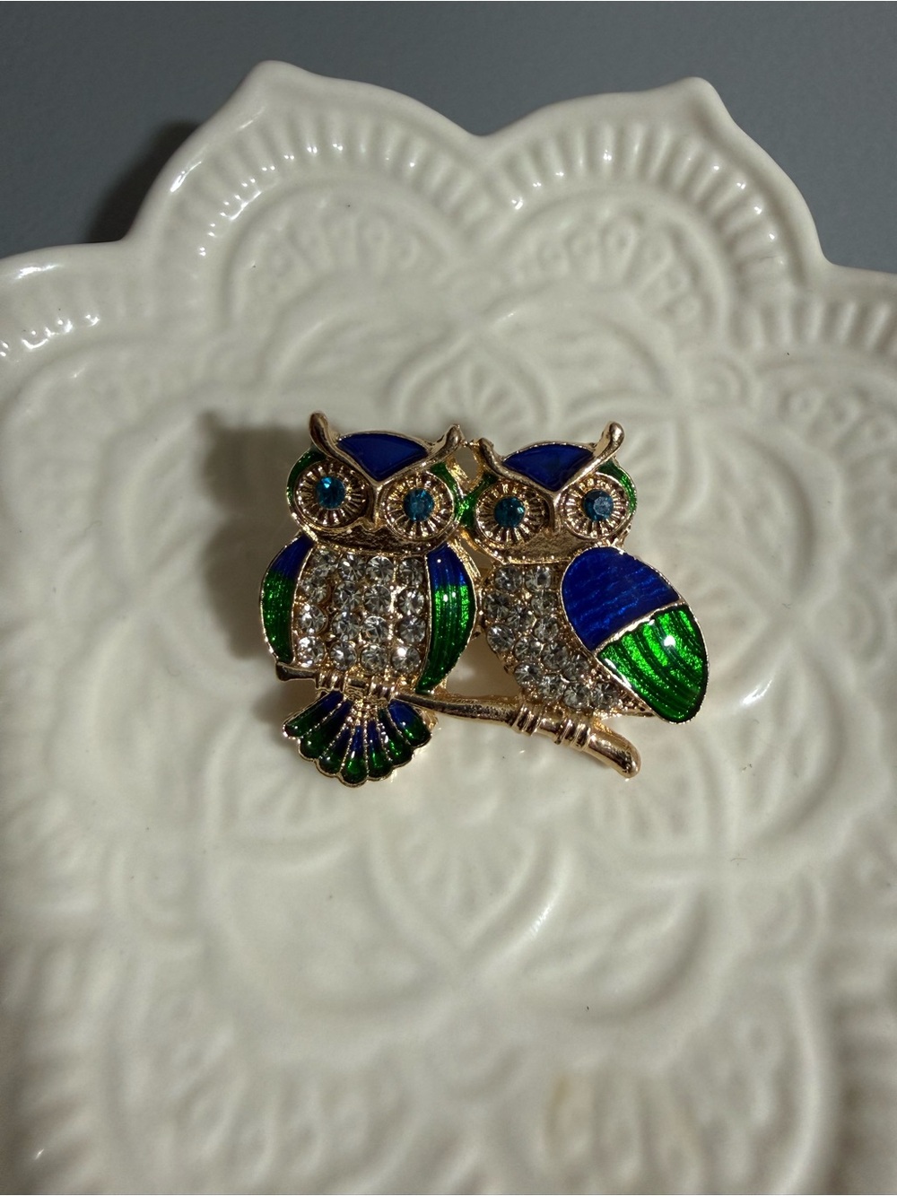 gold-tone owl couple brooch vibrant green blue enamel paired crystal rhinestones - Picture 5 of 6